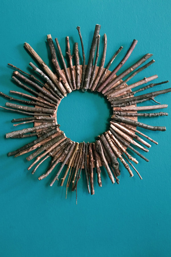 Easy Kid's How To: Make a Forage Wreath from Twigs