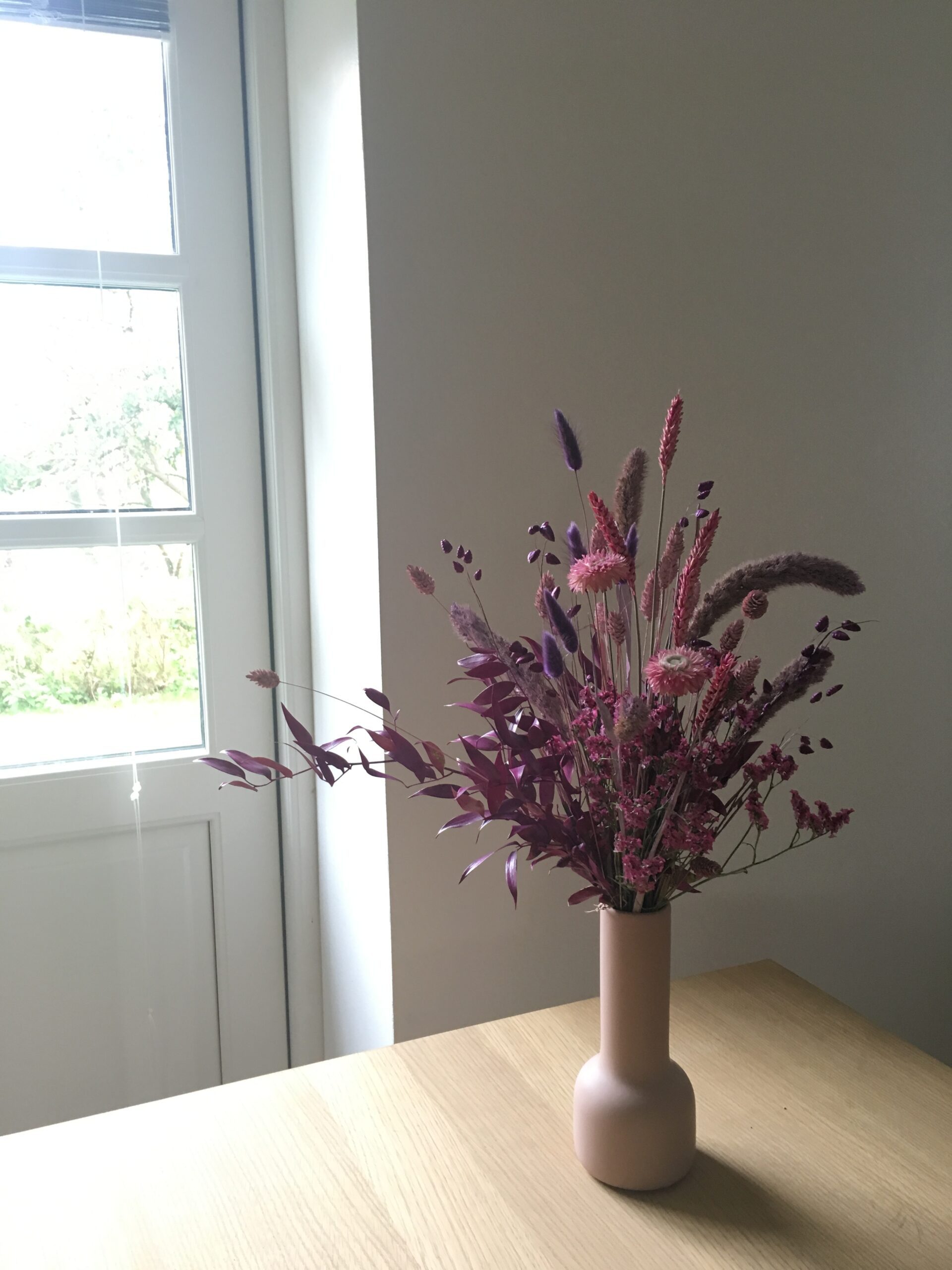 How to Arrange Dried Flowers