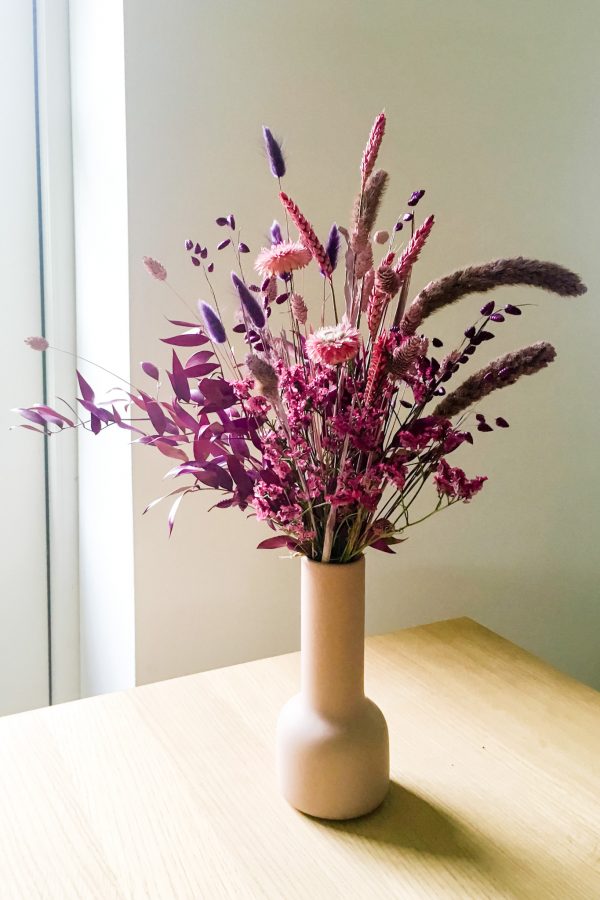 How to Arrange Dried Flowers - flowerswithemily.com