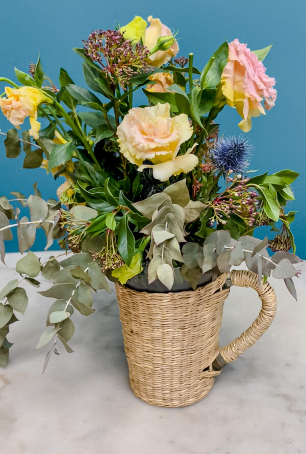 Dying Bouquet, this poor arrangement needs a refresh! Think like a design to make flowers last longer