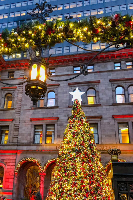 Stunning Christmas Tree at Lotte NY Palace 