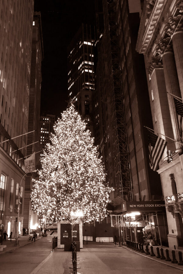 Christmas Tree at 11 Wall Street at NYSE
